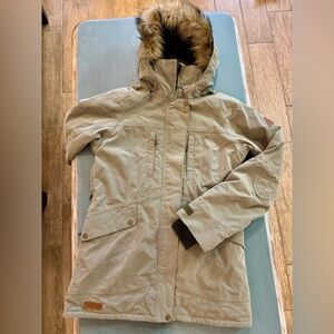 Dakine Men's Desert Green Hooded Ski Jacket